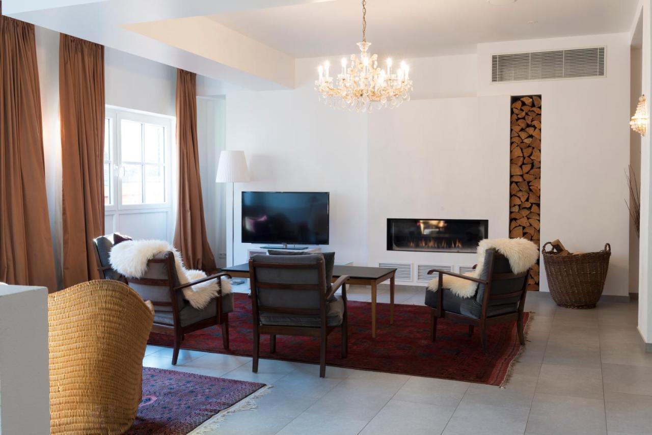 Hotel Gasthof Zum Storch Шлюссельфельд Экстерьер фото